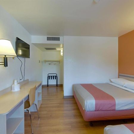 Motel 6 Weed - Mount Shasta Eksteriør bilde