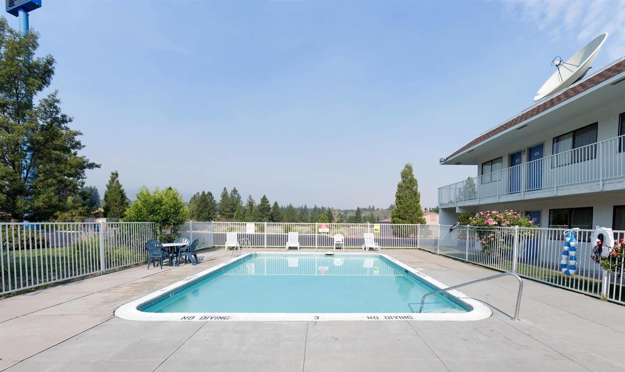 Motel 6 Weed - Mount Shasta Eksteriør bilde